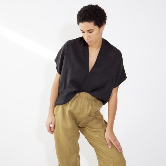 Hackwith Design House Tops - HDH Basics: Double V Top